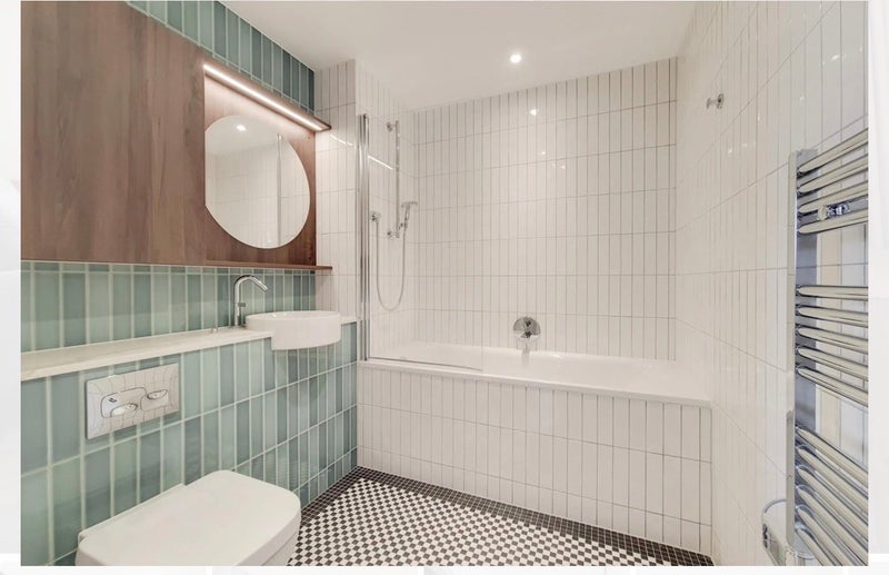 Room Olympic Way in Greater London