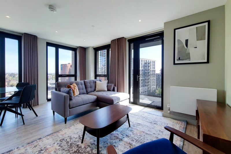 Room Olympic Way in Greater London