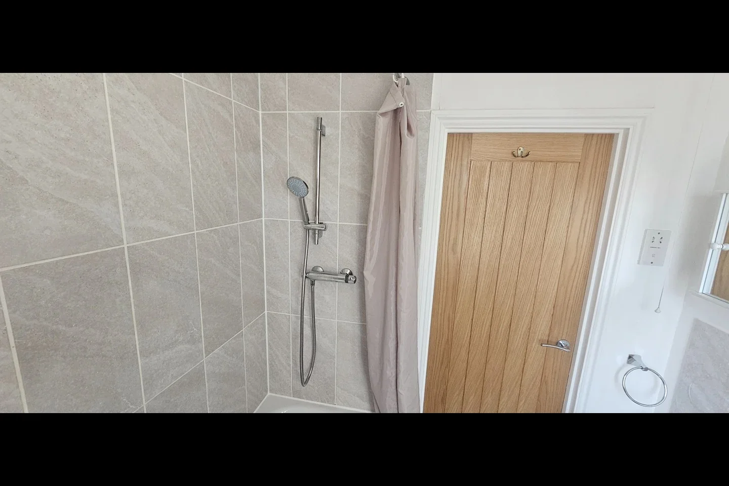 Flat Ardrossan Gardens in Epsom and Ewell