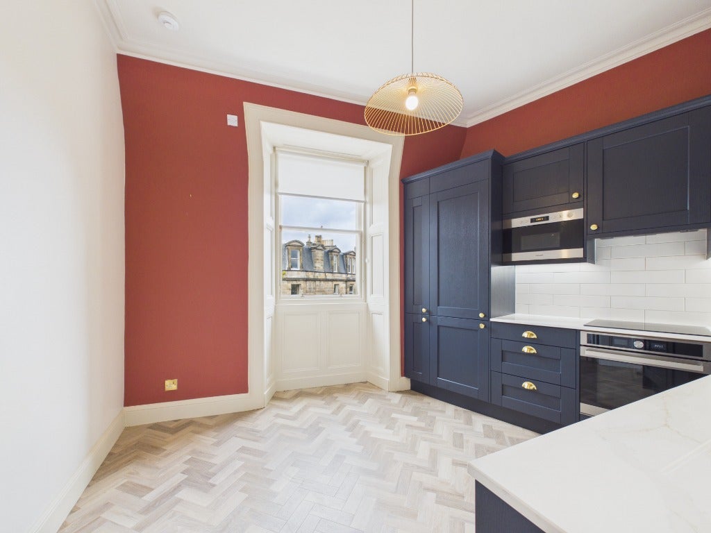 Flat Blantyre Terrace in City of Edinburgh