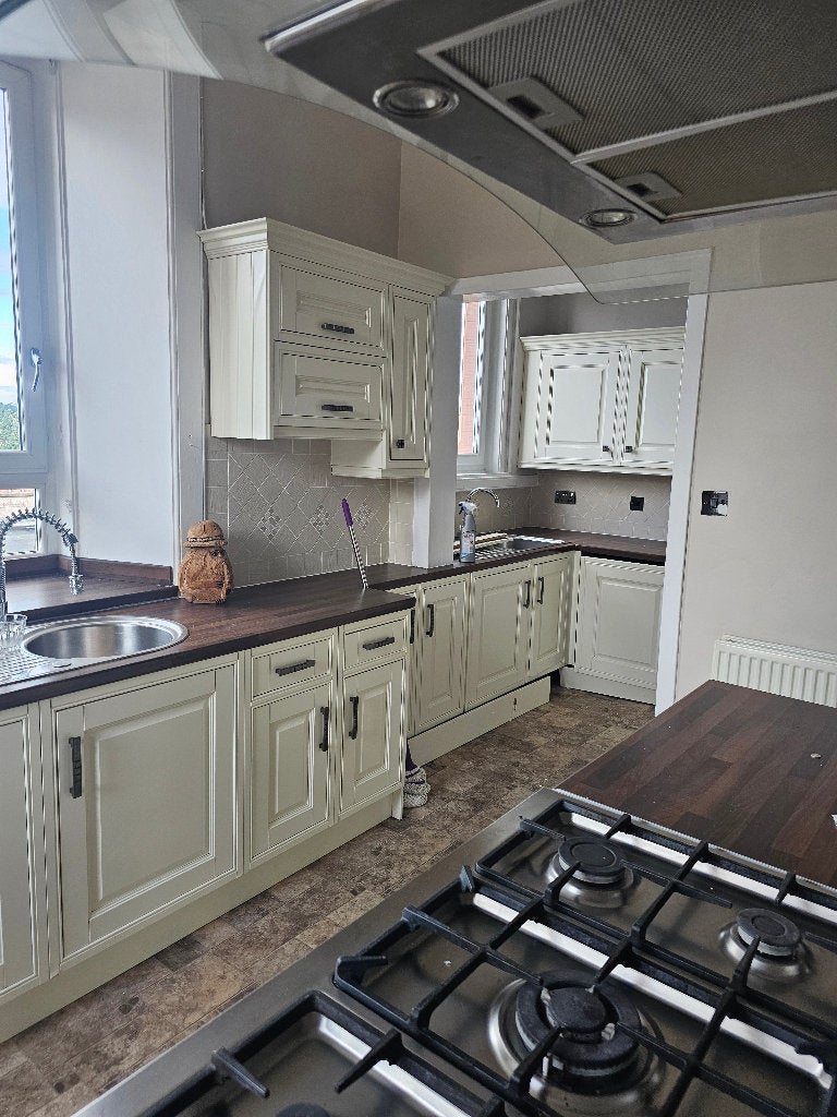 Flat Slateford Road in City of Edinburgh