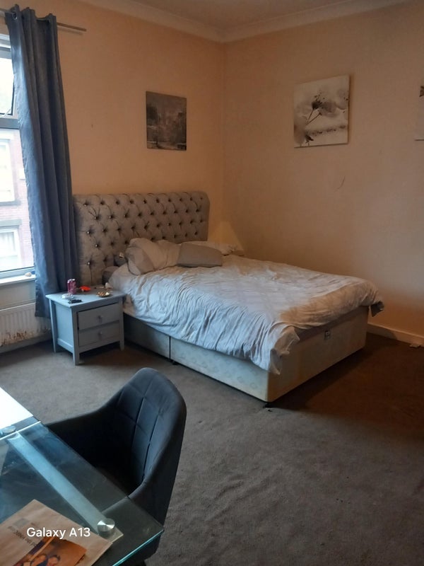 Room Bonsall Street in Blackburn