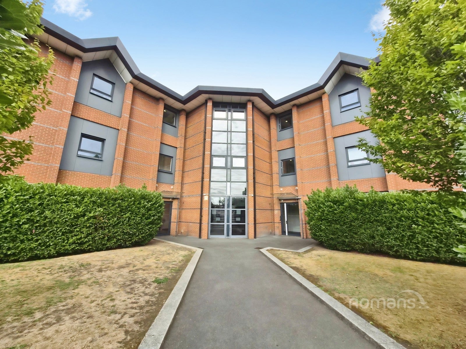 Flat Farnham Road in Slough