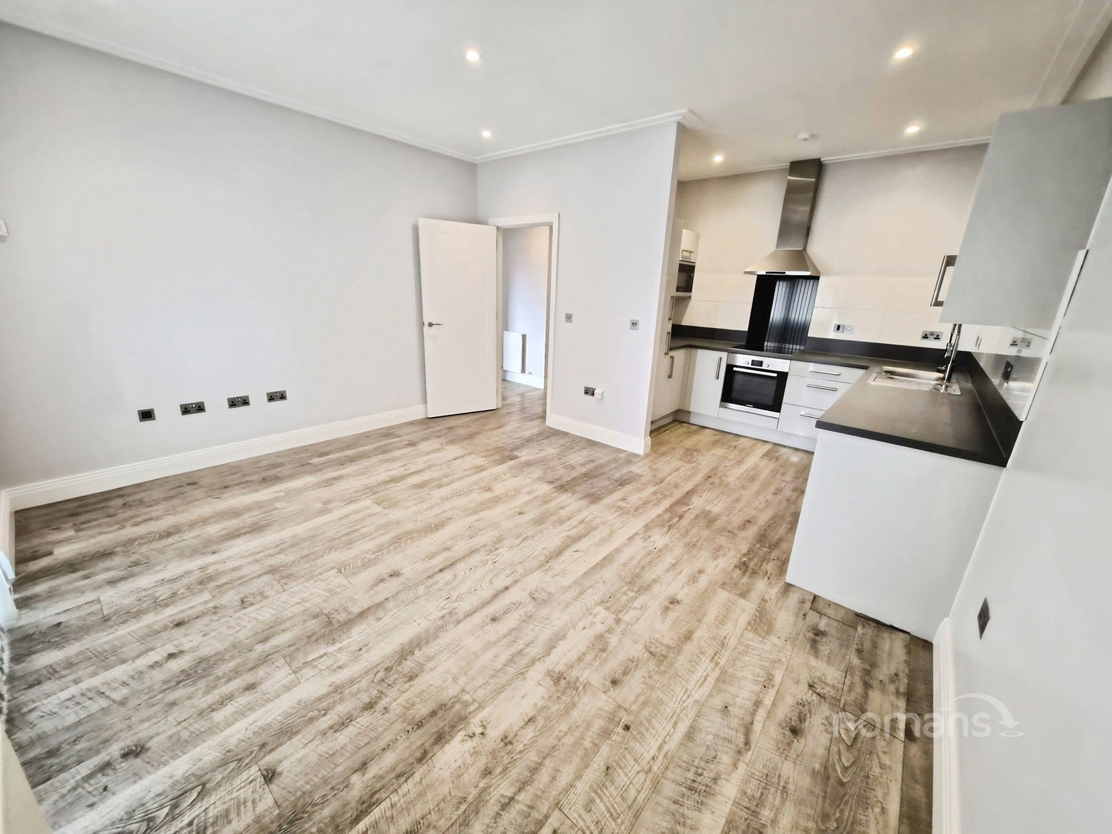 Flat Farnham Road in Slough