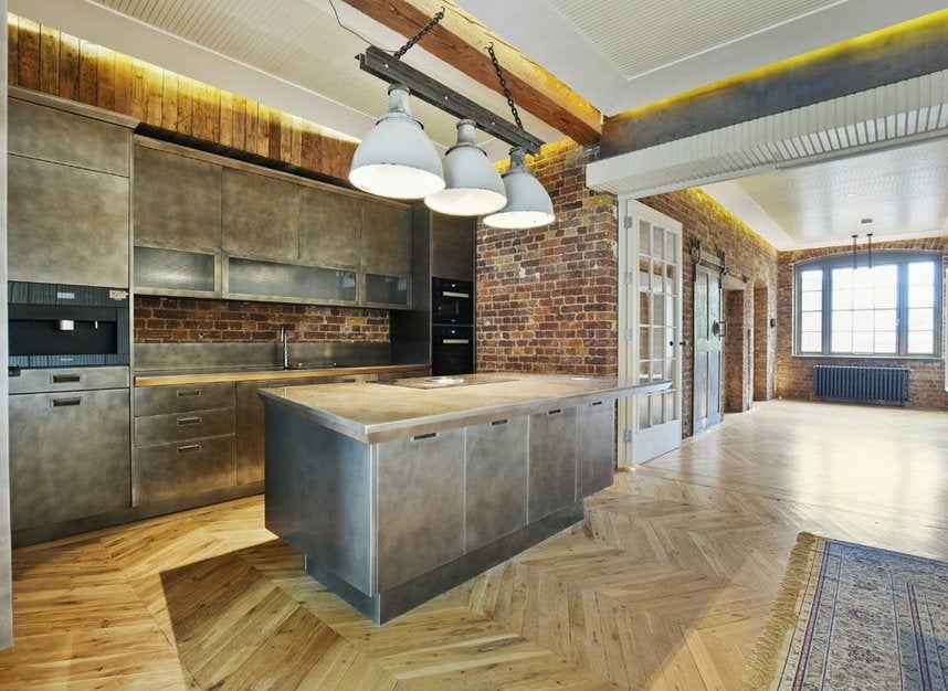 Flat Belmont Street in Greater London