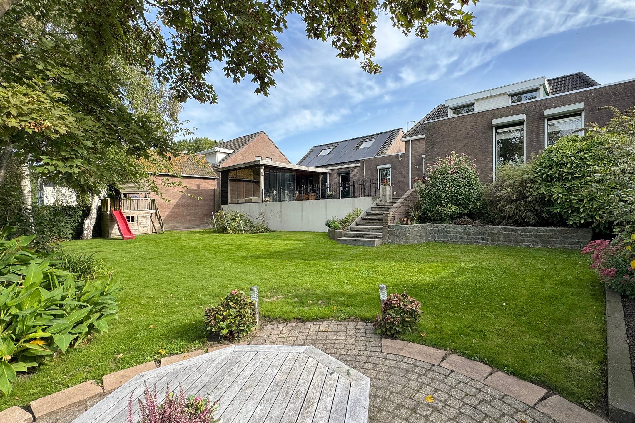 Vrijstaande woning te koop: Oude Kerkstraat 79, Standdaarbuiten