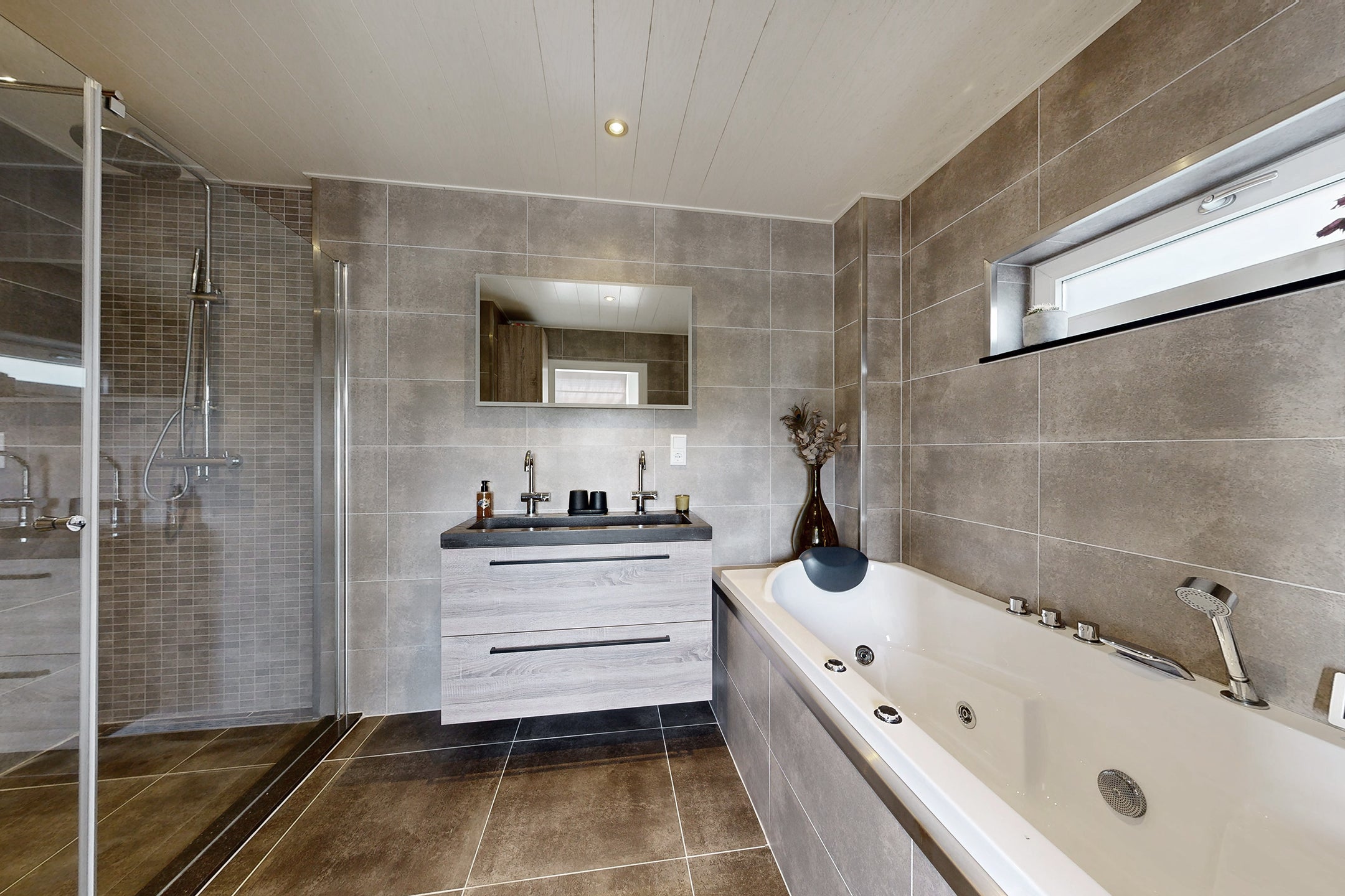 Vrijstaande woning te koop: Oude Kerkstraat 79, Standdaarbuiten