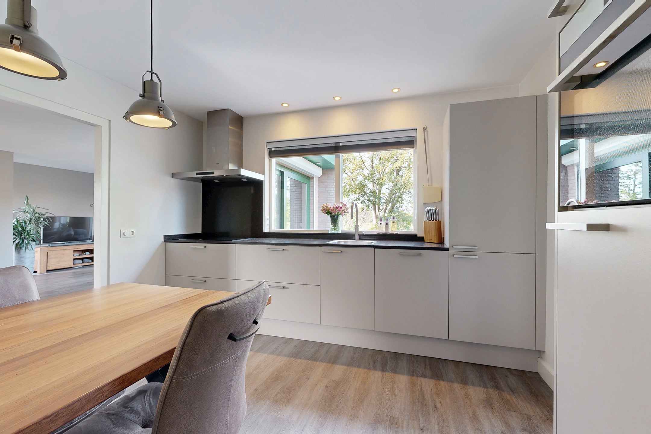 Vrijstaande woning te koop: Oude Kerkstraat 79, Standdaarbuiten