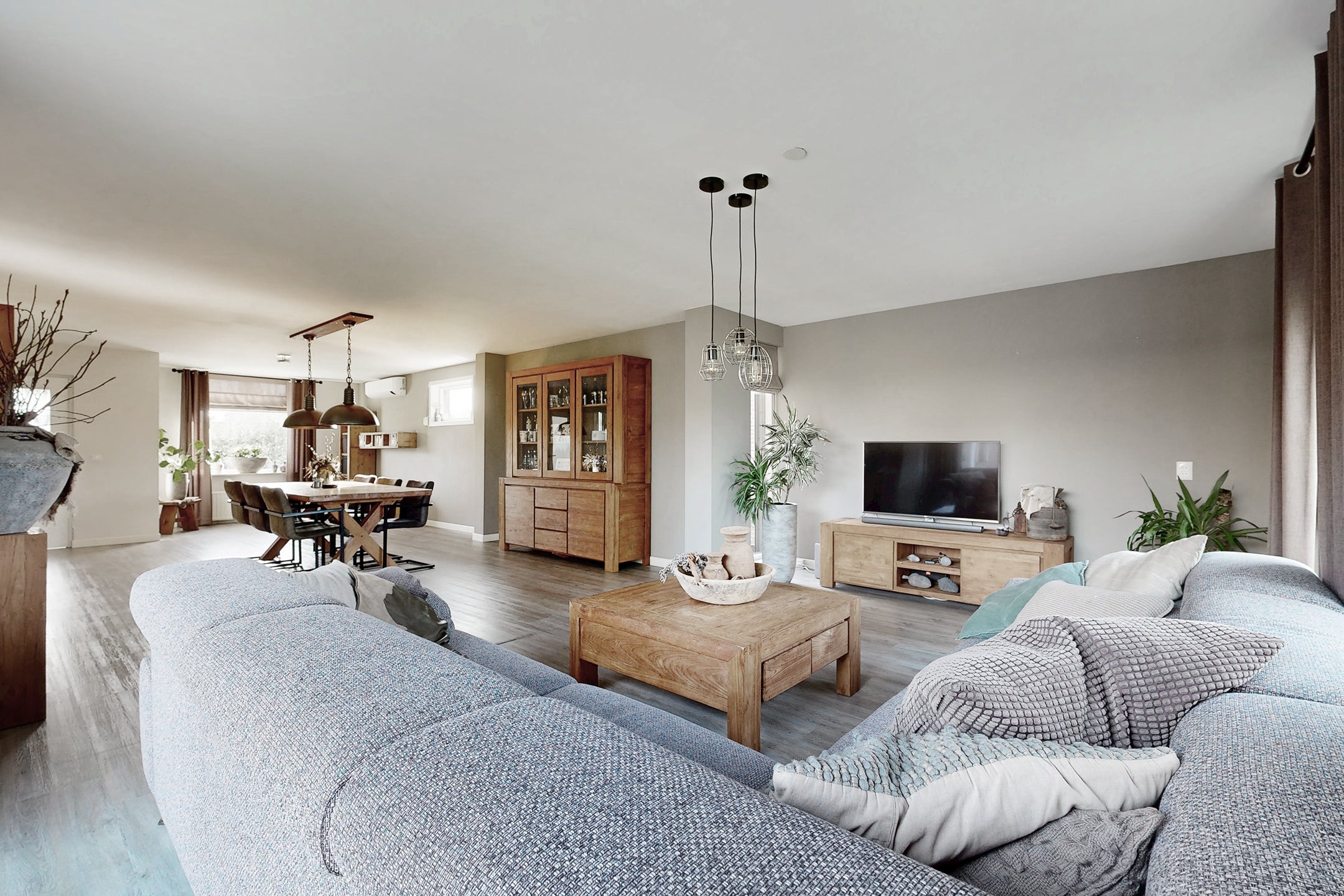 Vrijstaande woning te koop: Oude Kerkstraat 79, Standdaarbuiten