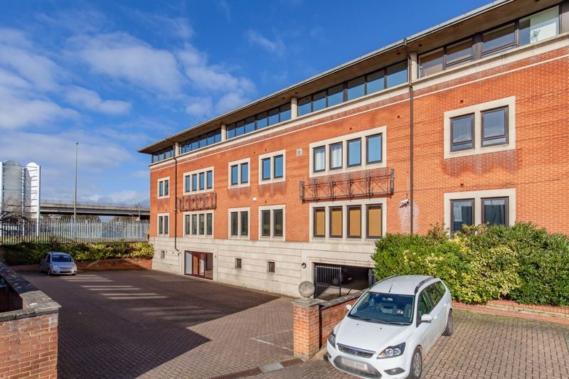 Flat Garsington Road in Oxford