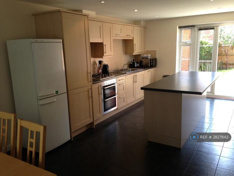 Room Jubilee Square in Aylesbury