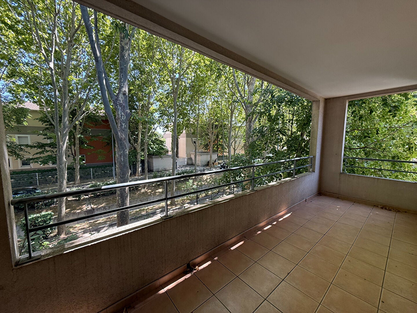 Appartement Rue Maurice Fayet à Nîmes