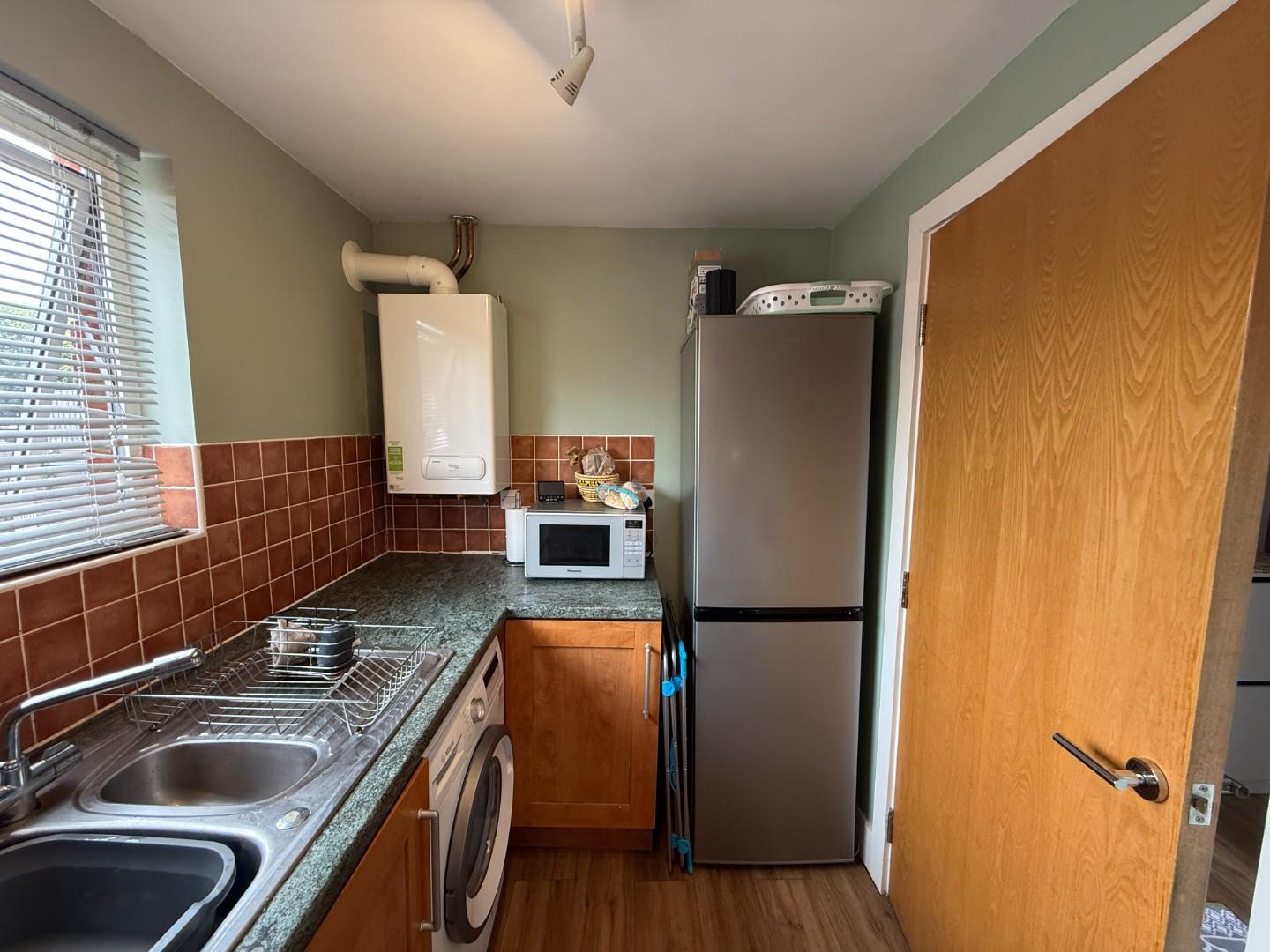 Flat Hermitage Close in Bristol