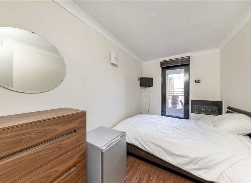 Flat Cromwell Road in Greater London