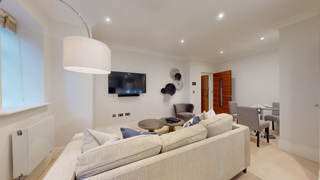 Flat Rainville Road in Greater London