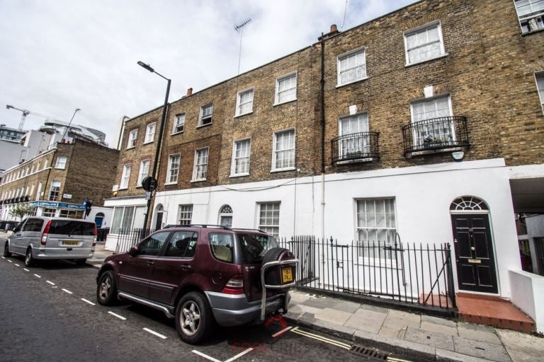 Room Sale Place in City of Westminster