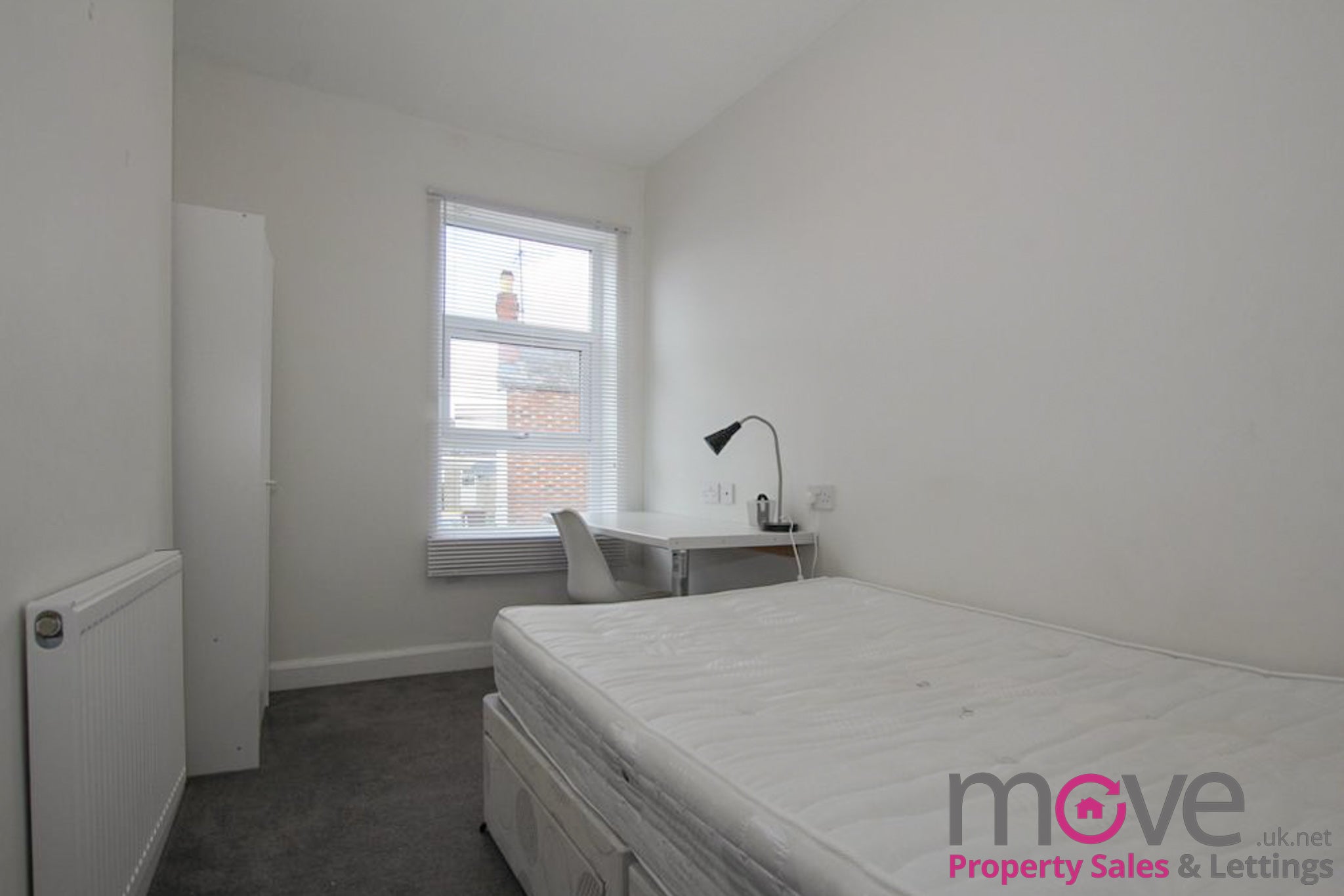 Room Marle Hill Parade in Cheltenham