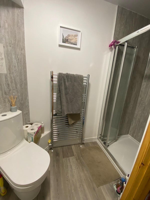 Room Upper Perry Hill in Bristol