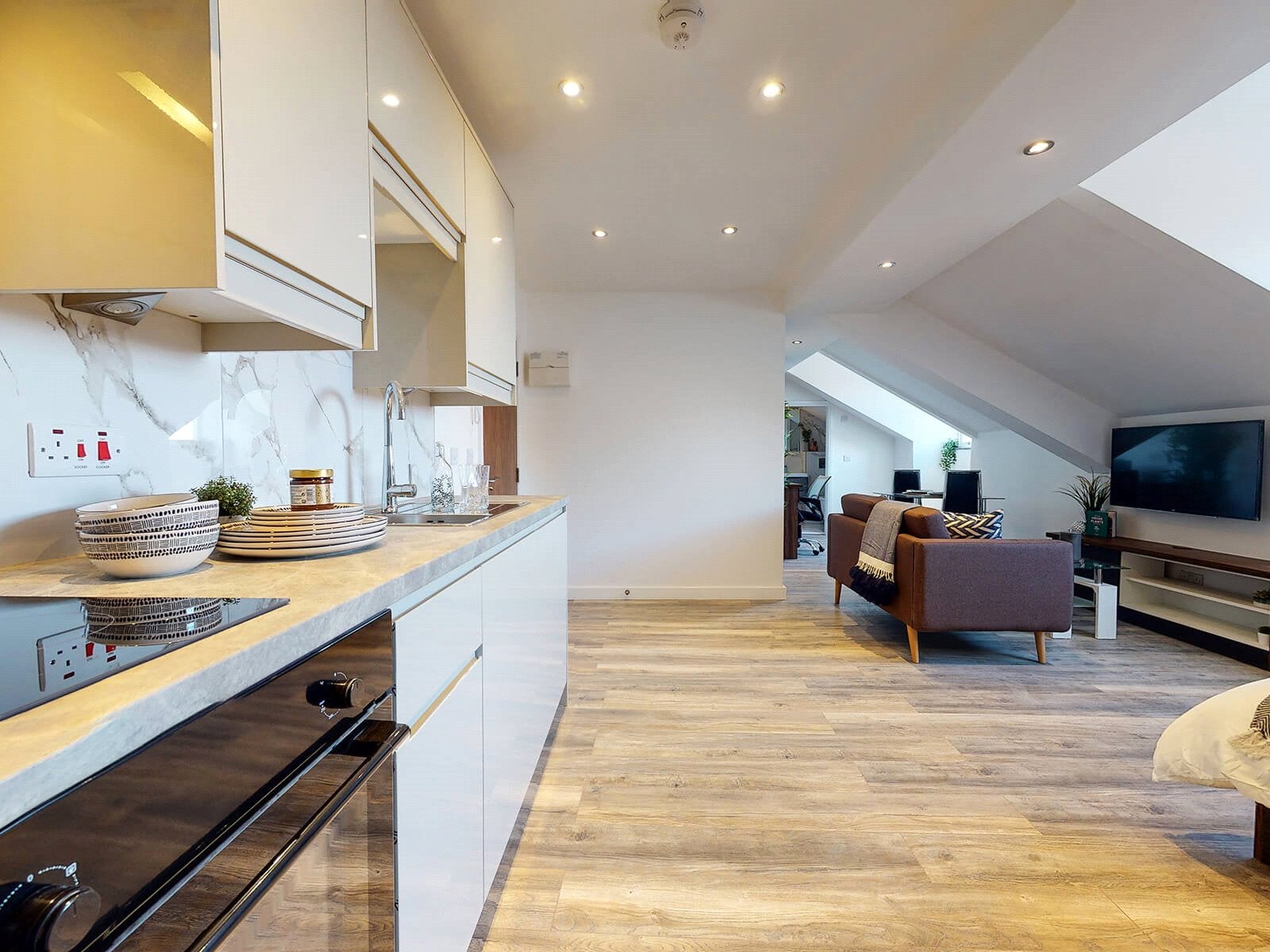 Flat Hyde Terrace in Leeds
