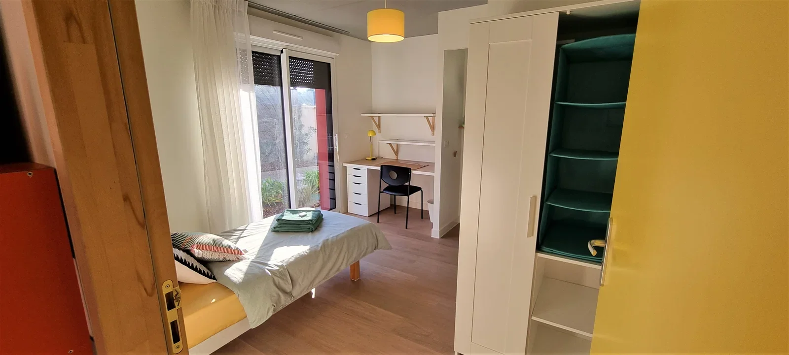 Flat Rue Ernest Renan in Pessac
