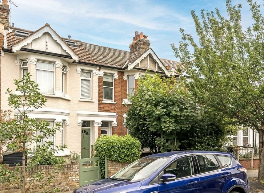 House Northcroft Road in Greater London
