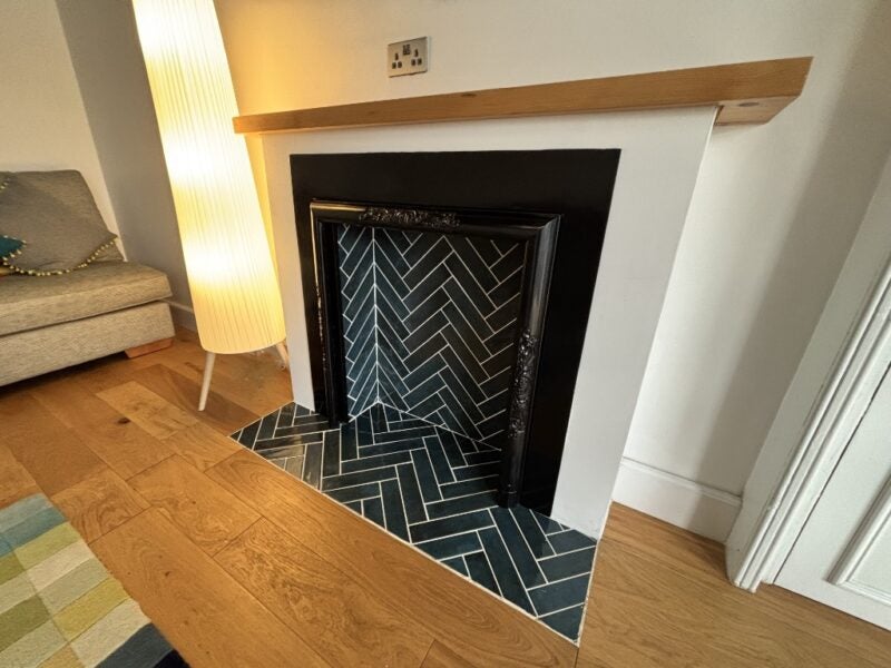 Flat Onslow Drive in Glasgow