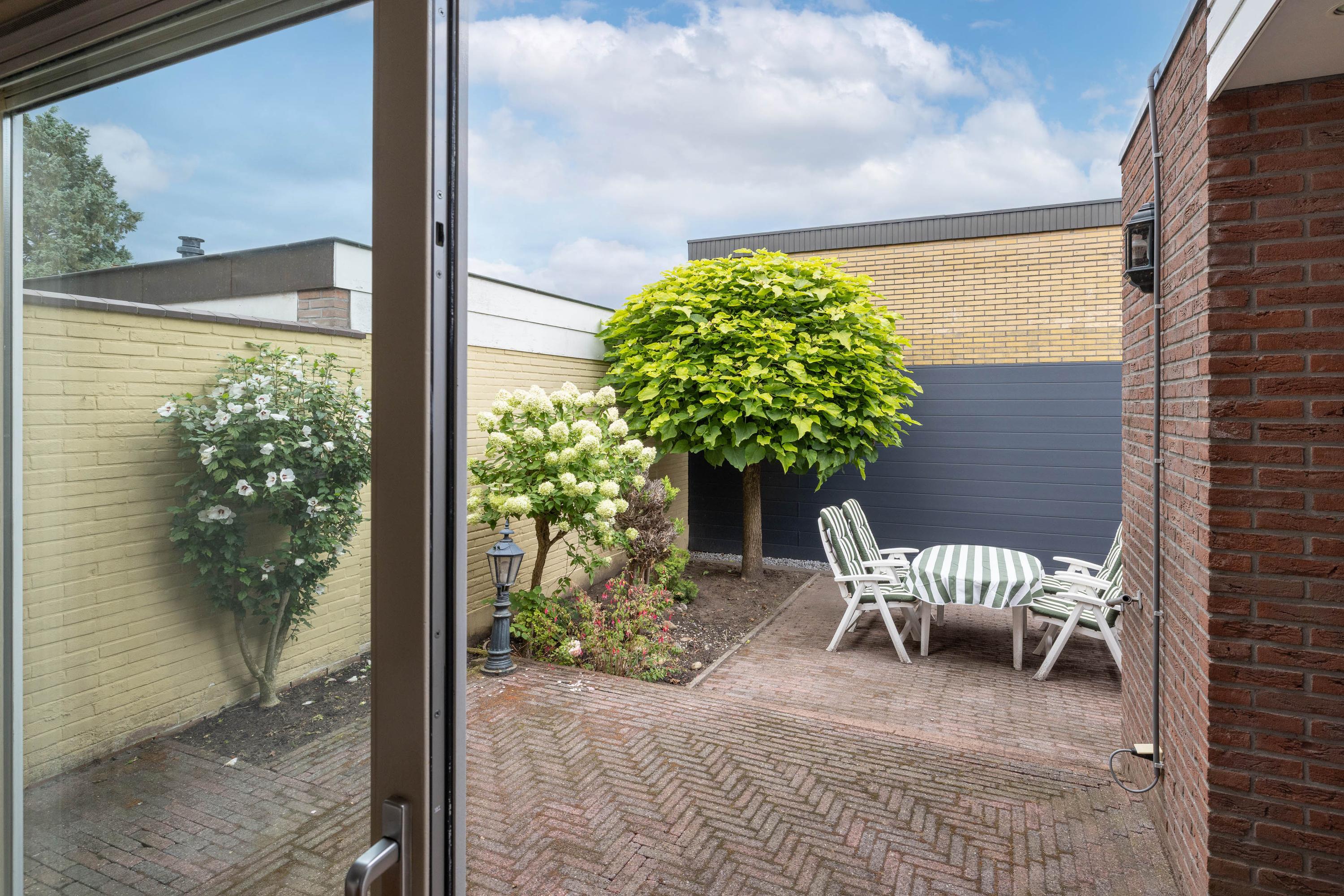 Vrijstaande woning te koop: Breemarsweg 116, Hengelo