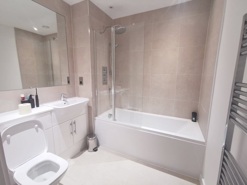 Room Cambridge Road in Greater London