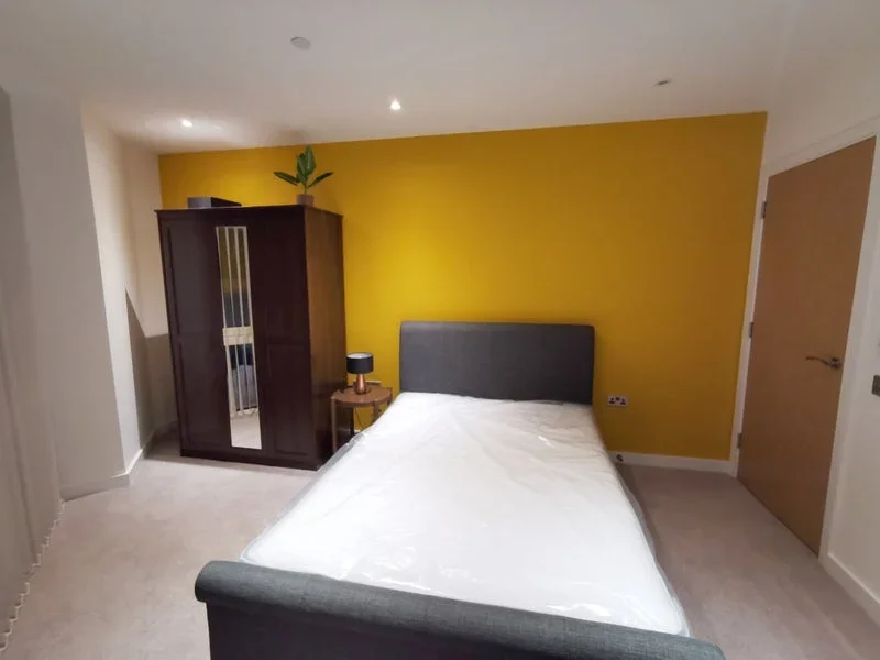 Room Cambridge Road in Greater London