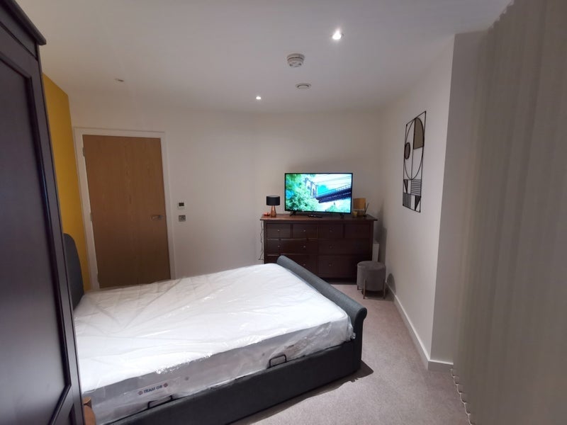 Room Cambridge Road in Greater London