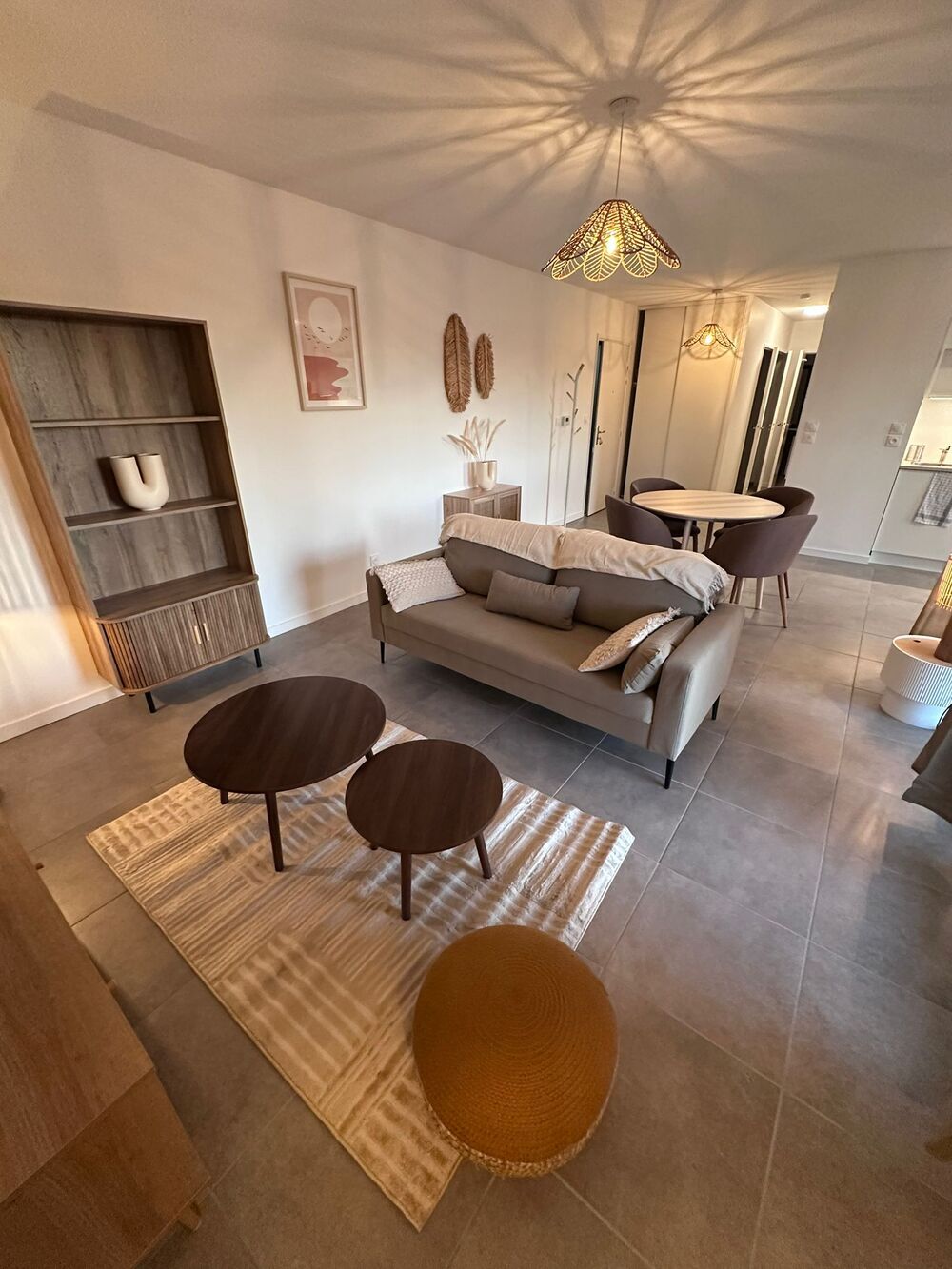 Flat Rue du Centre Nautique in Rillieux-la-Pape