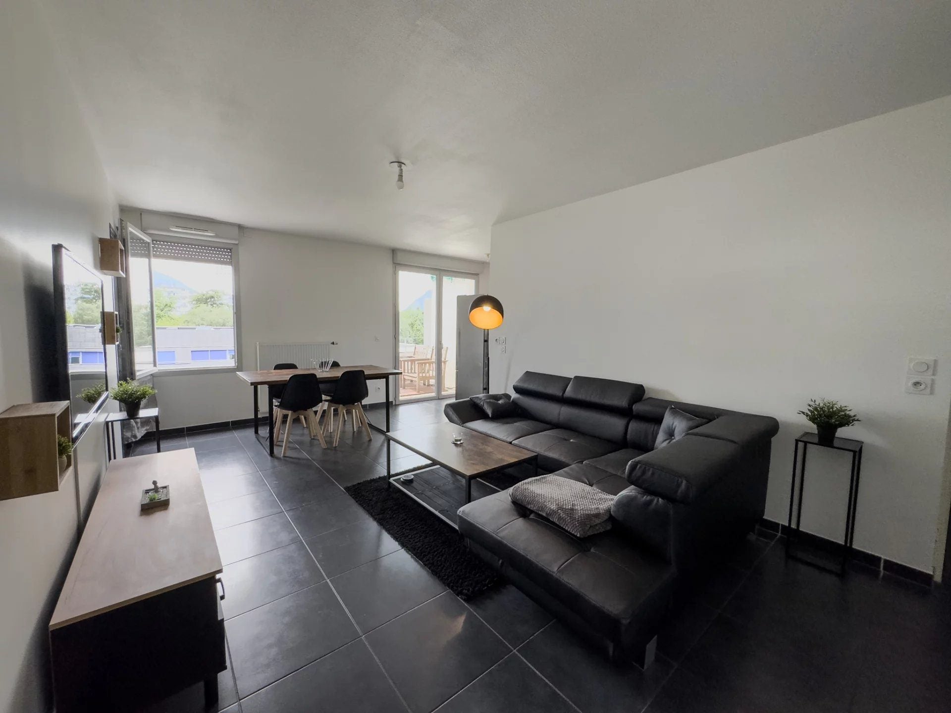 Appartement Cours de la Libération et du Général de Gaulle à Grenoble