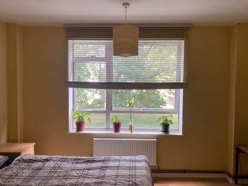Room Tylney Avenue in Greater London