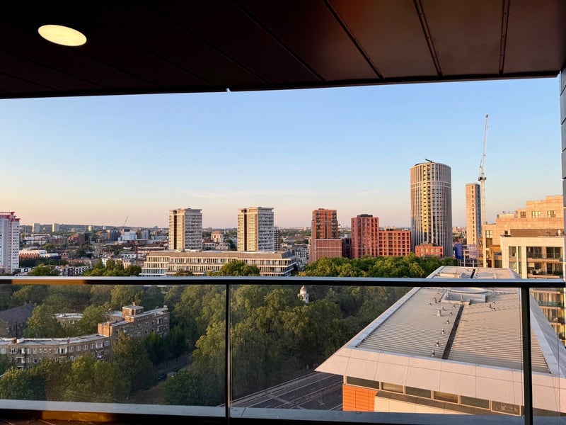 Room North Wharf Road in City of Westminster