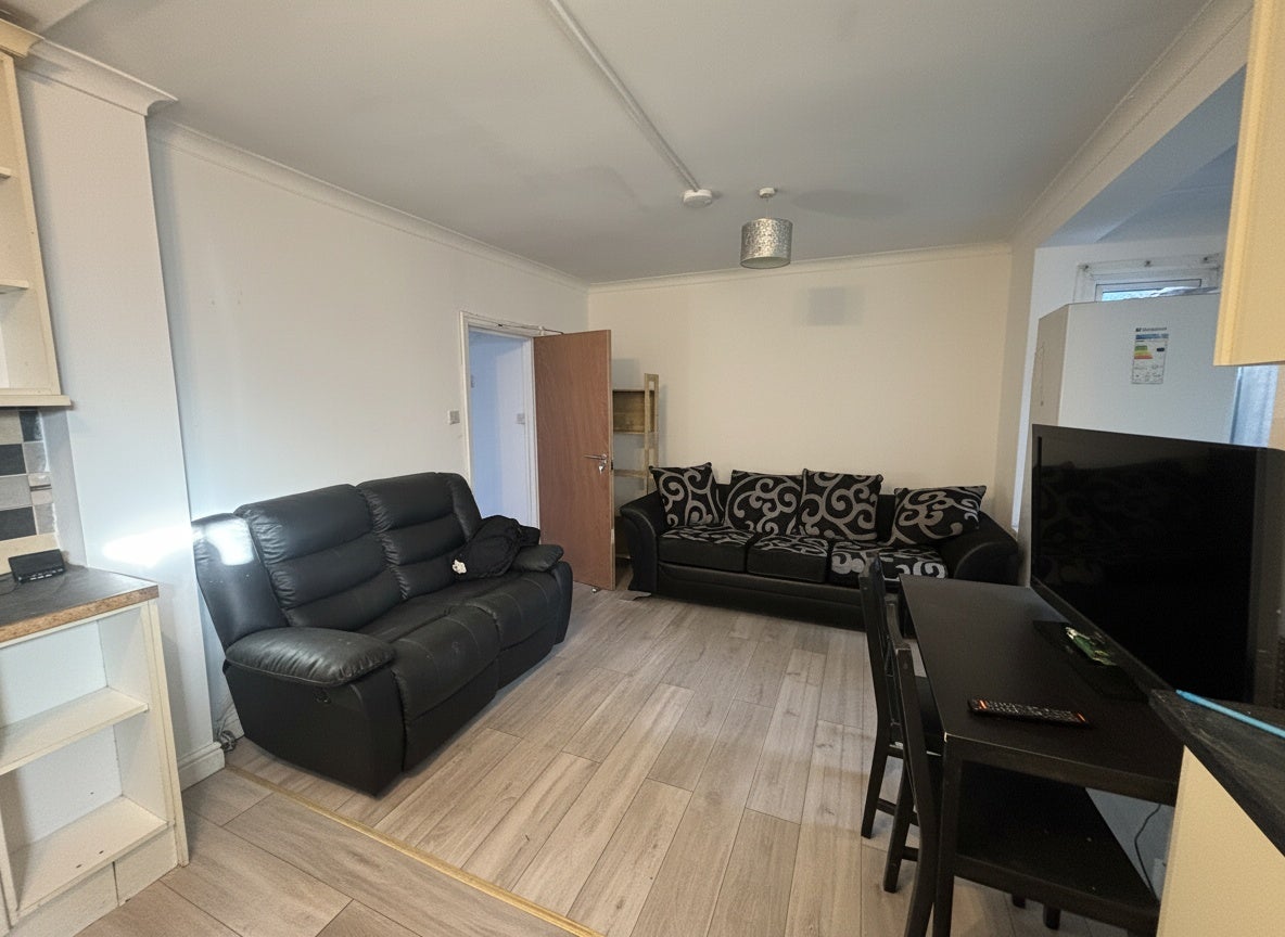 Flat Beeston Road in Nottingham