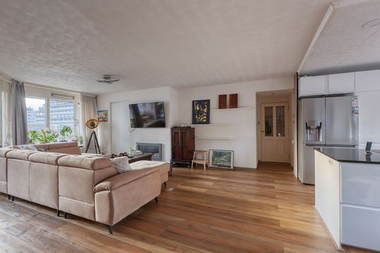 Appartement Gevers Deynootplein in Den Haag