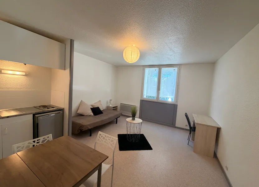 Room Rue Marcel Vardelle in Limoges