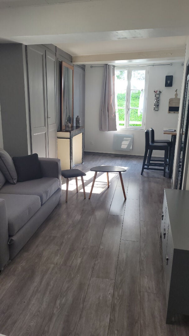 Flat Rue du Massacre in Chartres