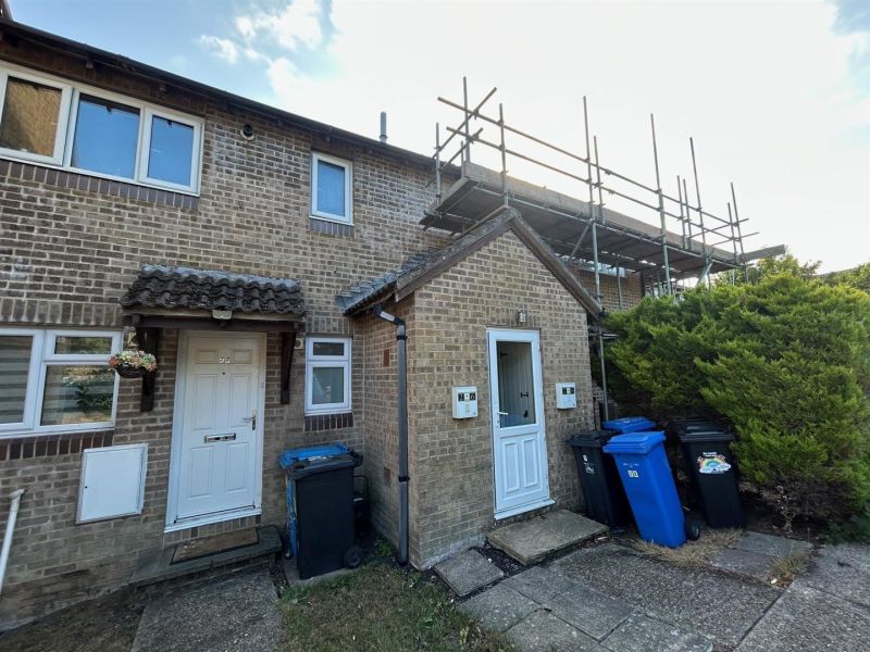 Flat Rowan Drive in Poole