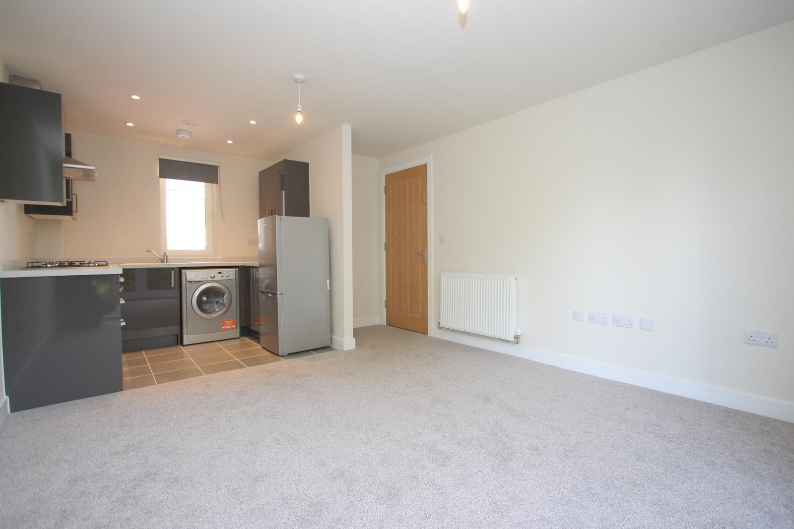 Flat Leighton Road in Leighton Buzzard