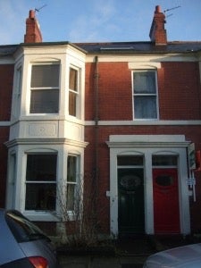 Flat Newlands Road in Newcastle upon Tyne
