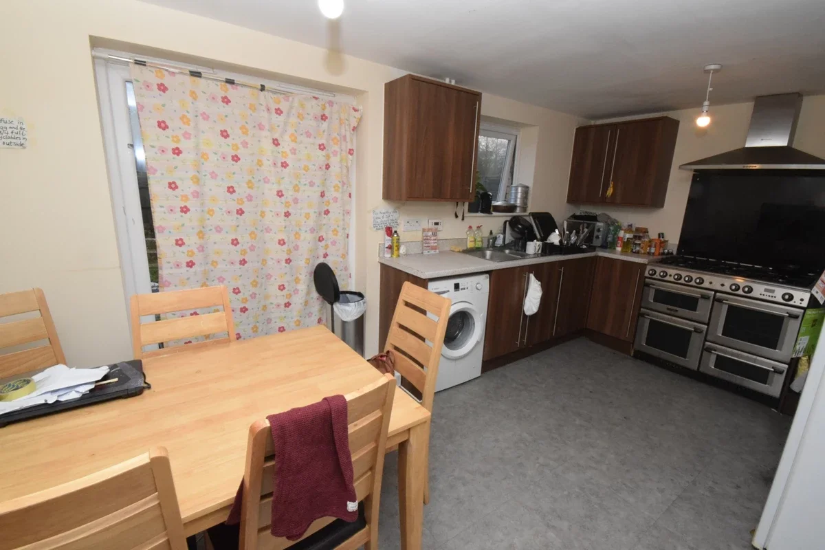 Flat Aviation Avenue in Welwyn Hatfield