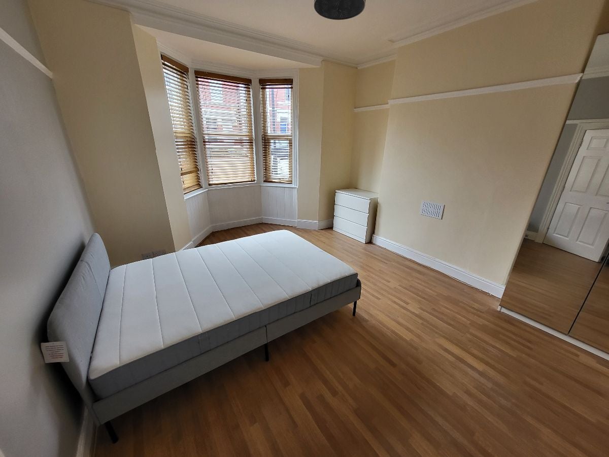 Flat Northumberland Gardens in Newcastle upon Tyne