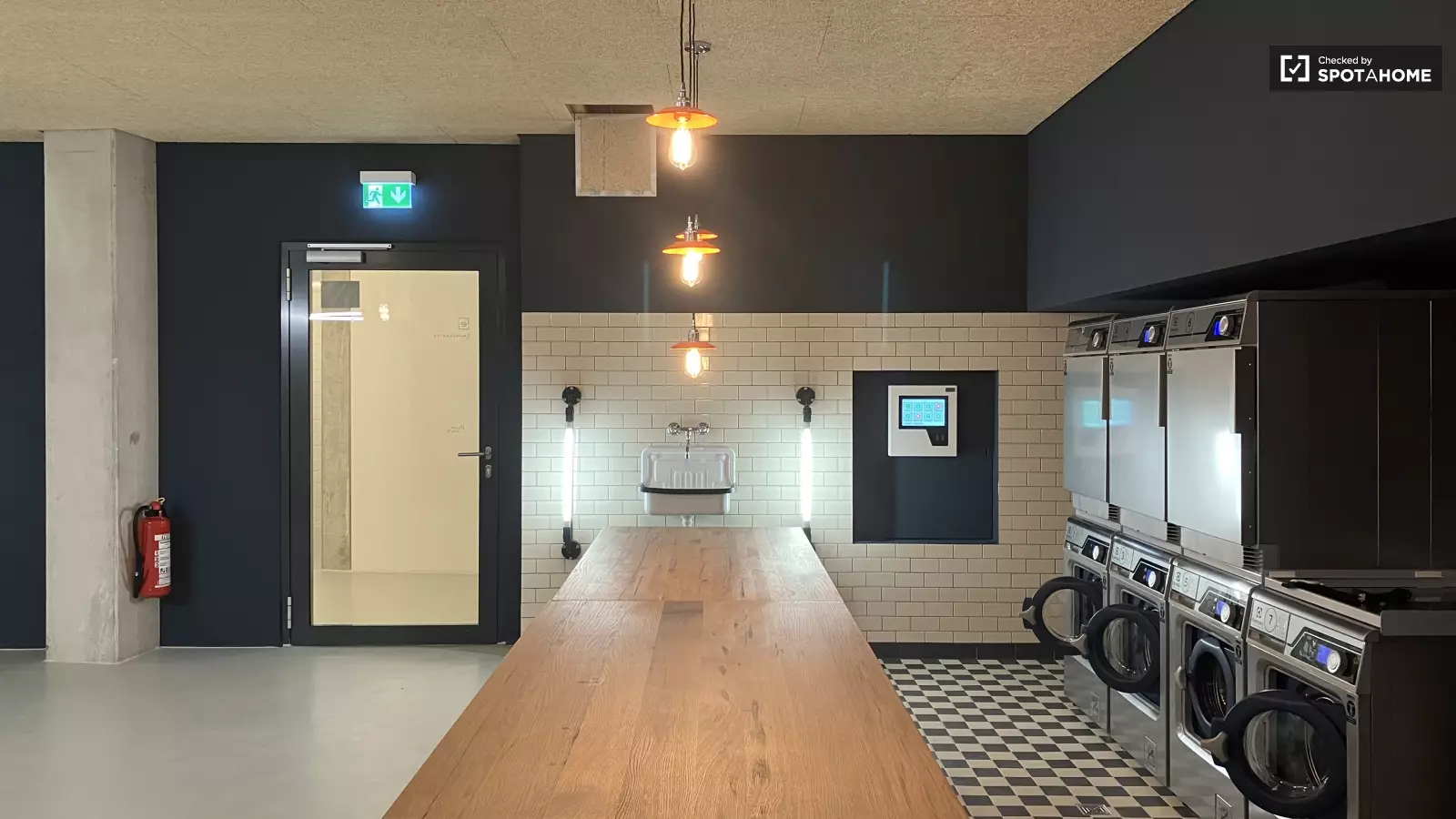 Wohnung Anna-Seghers-Straße in Berlin