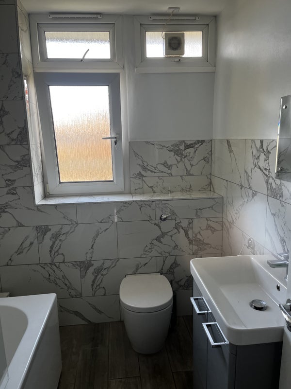 Room Copeland Road in Greater London