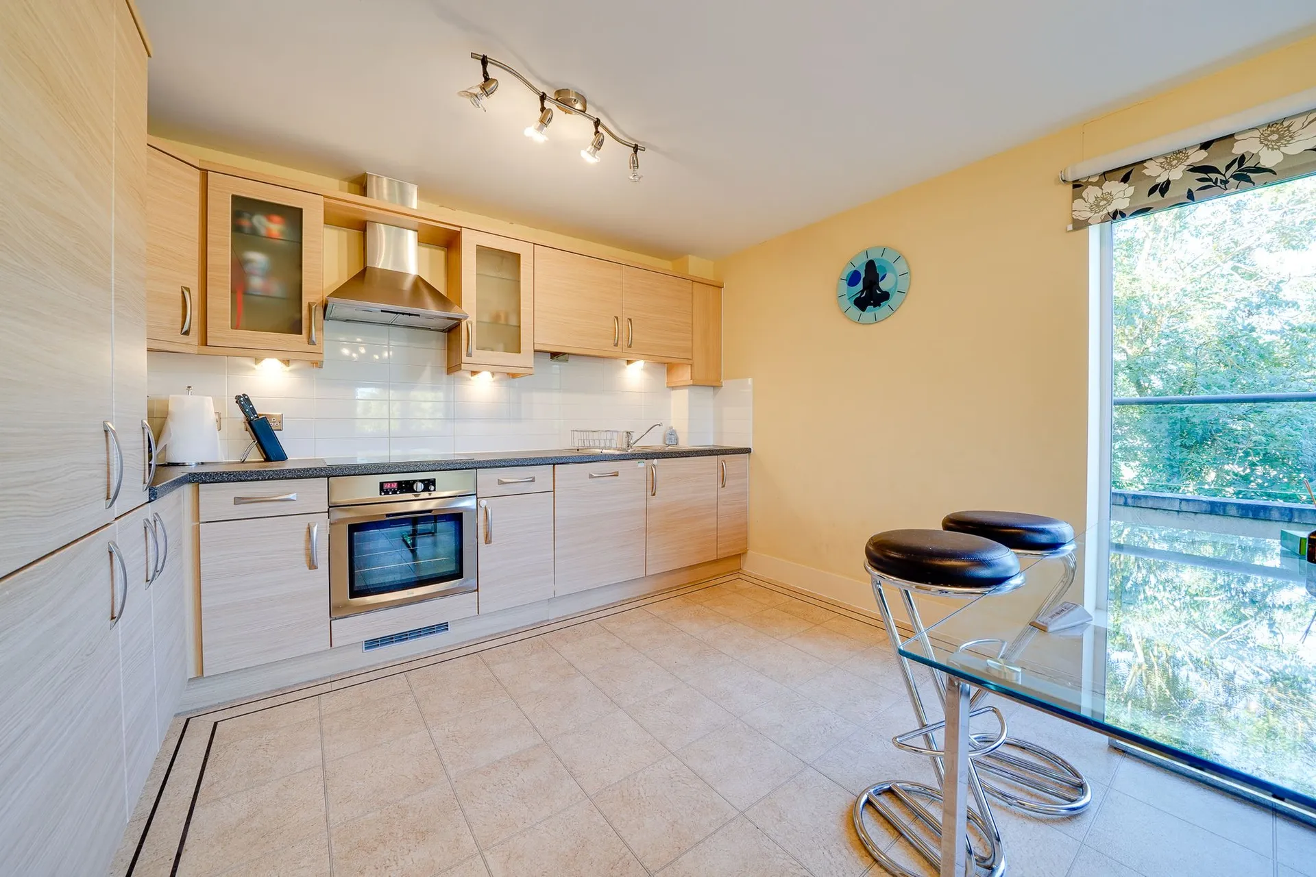 Flat The Hurdles in Huntingdonshire