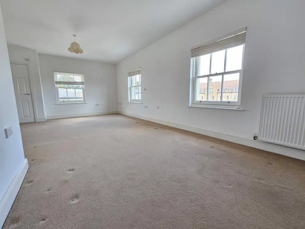 Flat Bridport Road in Dorchester