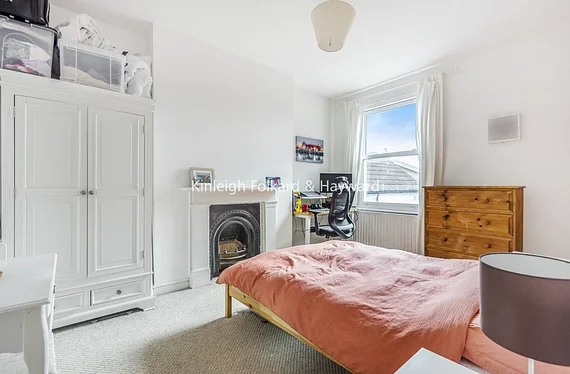 Flat Lee High Road in Greater London