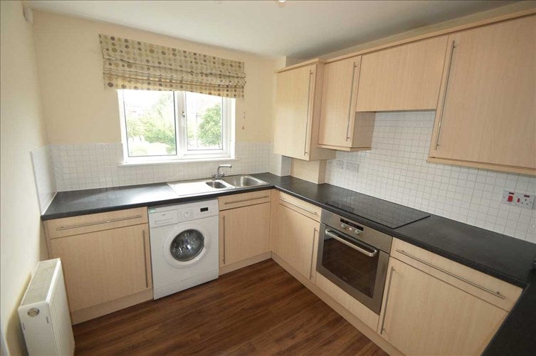 Flat Marlfield Gardens in Bellshill