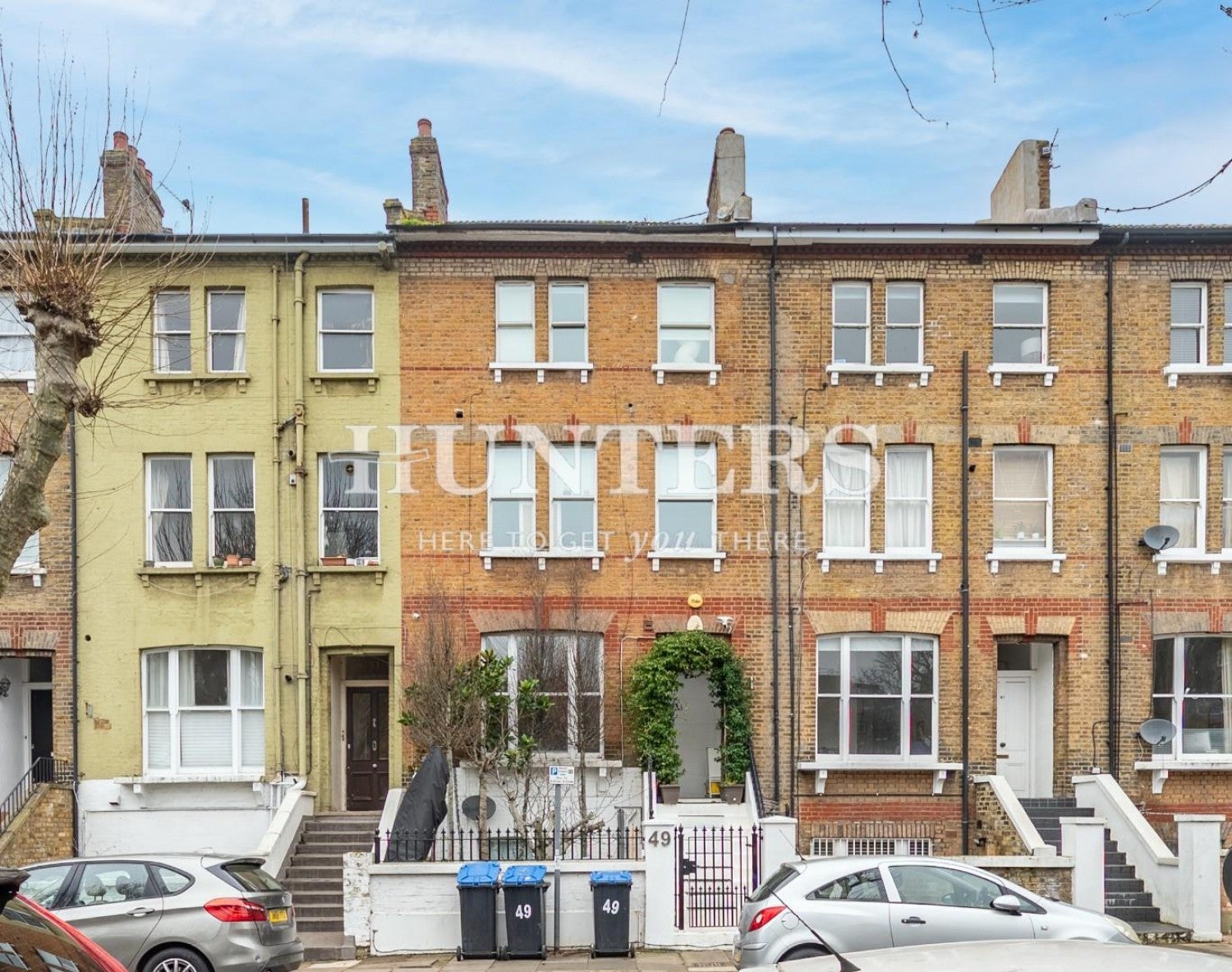 House Victoria Road in Greater London